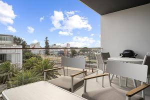 Spacious 2-Bed Apartment in North Fremantle