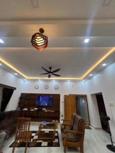 Hexahub Homestay and Hospitality Services Near Trichy Airport