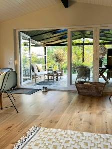 Renovated Wooden House At Vejby Beach