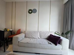 Hill10 Residence I-City by Deurban