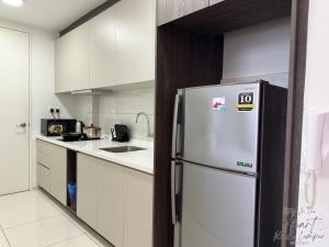 Ruhmah Suite Bukit Bintang - Infinity Pool & Rooftop Jacuzzi with KL Views