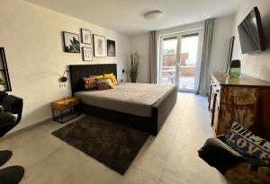 Komarna Coastal Retreat With Sea Views