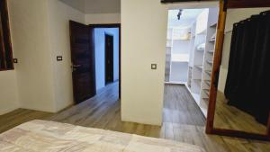 Entire Villa Albion 5 Bedroom and 4 bathrooms 270m2