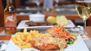 Biloela Centre Motel & Grevillea Steakhouse & Bar