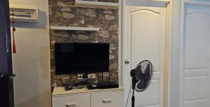 One oasis 3rdfloor with balcony 2br