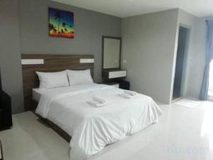 PJ PLACE