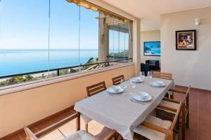 Panoramic sea views apartment
