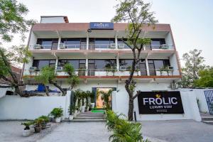 Hotel Frolic Stay