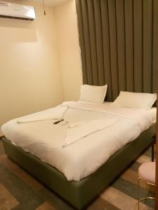 The Velvet Crown Residency