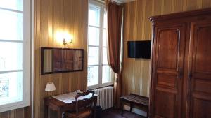 Hotels Hotel Montsegur : Chambre Lits King-Size 