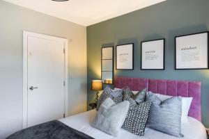 8 BedHouse 8 Bathrooms in Medway