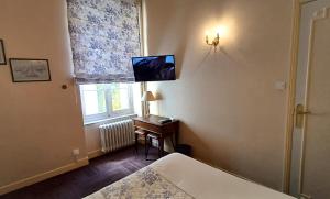 Hotels Hotel Montsegur : photos des chambres