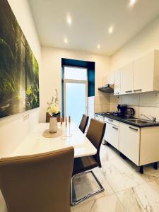Cozy & Quiet 1BR Apartment Well-Connected