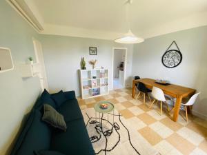 Bright and spacious 1 bedroom apartment with sofa bed in living room , French Riviera