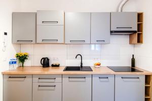 12A Loft Apartment- Modern flat with kitchen and bathroom