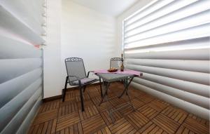 Lovely Apartment In Zadar With Wifi