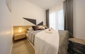 2 Bedroom Lovely Apartment In Zadar