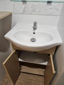 Campings mobil-home 6 personnes chez maylia : photos des chambres
