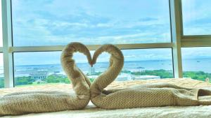 SMDC BREEZE RESIDENCES Pasay near AIRPORT PICC CCP WORLD TRADE CENTER MOA AND STARCITY
