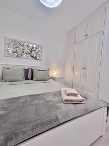 Serendipity Luz, Steps to Las Vistas