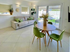 Calypso Luxury Pool&Spa img28