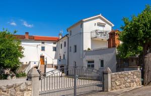 Beautiful Casa Felicita in Malinska