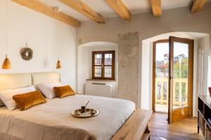 Vila Kobdilj 1835 - Unique Stay in Karst Stone Villa