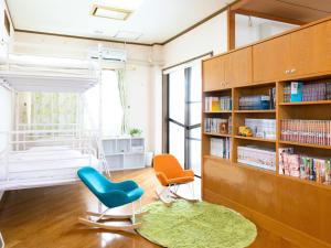 石垣島グループの宿 2216 にじいろ ユーグレナモール内