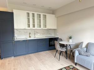 Cozy City Center Apartment