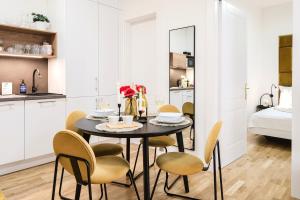 Prague Days - 1 Bedroom Apartment with Netflix and High Speed WiFi in Karlín