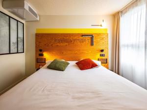 Hotels greet Hotel Beaune : photos des chambres