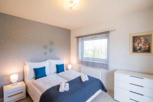 MyFlat Club 218 Diamond Wellness Apartment