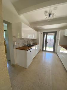 Villas Villa avec piscine et salle de sport : photos des chambres