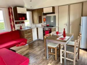 Campings Camping 3 etoiles - Piscine - eecbb0 : photos des chambres