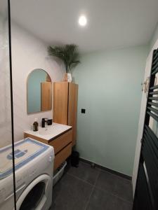 Central, terrasse, proche plage et toute proximité