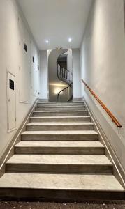 Golden Triangle 2Br2Ba