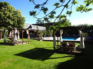 Maisons d'hotes La maison de Gilbert Jacuzzi Piscine chauffee : photos des chambres