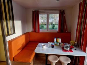Campings Camping 4 etoiles - Parc aquatique - efah0b : photos des chambres