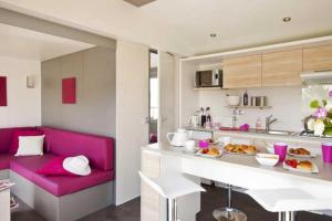 Campings Camping 3 etoiles - Piscine - ccbaddh : photos des chambres