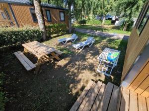 Campings Camping 4 etoiles - Parc aquatique - efah0b : photos des chambres
