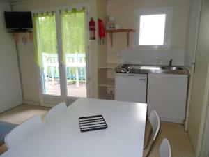 Campings Camping 3 etoiles - Piscine - ccagi0g : photos des chambres