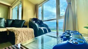 SMDC BREEZE RESIDENCES Pasay near AIRPORT PICC CCP WORLD TRADE CENTER MOA AND STARCITY