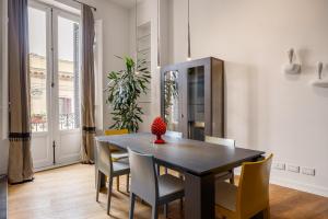 Mani San Domenico by DomuSicily