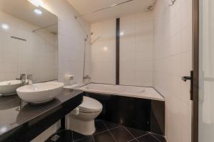 Azumaya Hotel Hai Ba Trung 1