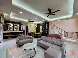 Homely, Seremban 2, Spacious, Cozy, Quiet, WiFi, Guarded
