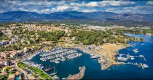 Villas VILLA LE CORAIL ROUGE CORSE : photos des chambres