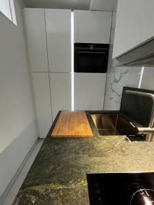 NO-Television One bedroom apartment