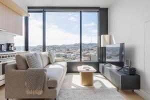 Blueground SoMa rooftop nr Civic Center SFO-1374