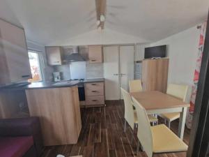 Campings Camping 3 etoiles - Piscine - eecbb0 : photos des chambres