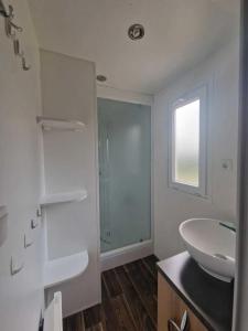 Campings Camping 3 etoiles - Piscine - eecbb0 : photos des chambres